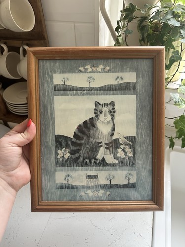 Framed grolla posing - la, “posing