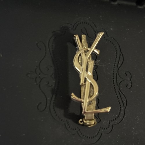 Ysl logo pin brooch - logo,