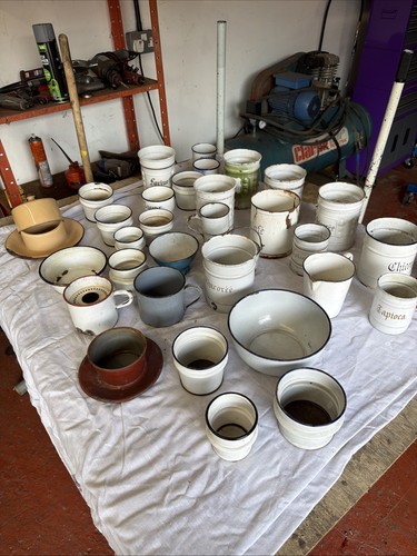 Large vintage enamelware job - vintage,
