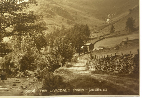 Langdale pikes lake district - langdale,