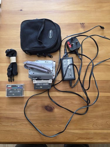 Sony dcr hc30e camcorder pal - sony, dcr-hc30e