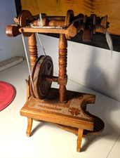 1977 Small decorative spinning