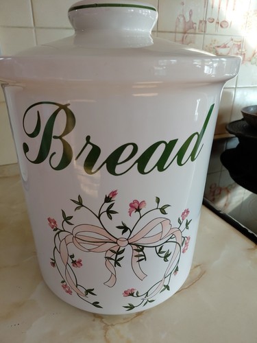 Eternal beau bread bin - eternal,
