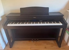 Roland KR-570 Digital Piano