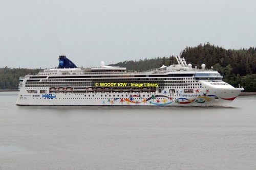 Rp14013 cruise liner - -,