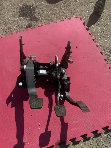 2010 vauxhall astra - 2010, pedals