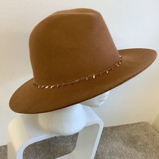 MONSOON Ladies Tan Fedora Hat With Gold Coloured Chain Trim BNWT RRP£29