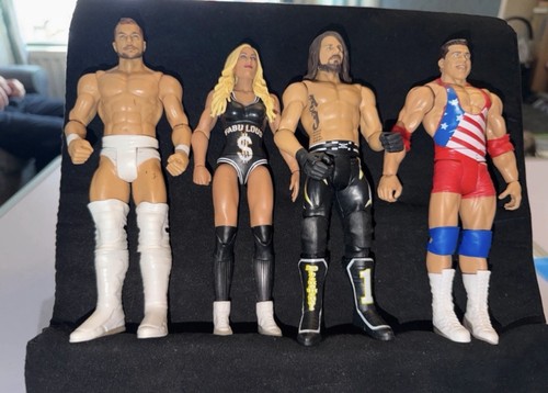 Wwe wrestling figure bundle - wrestling, x4