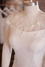 Maggie Sottero Akari lace cap sleeved wedding bolero size 12 in ivory - JAC11