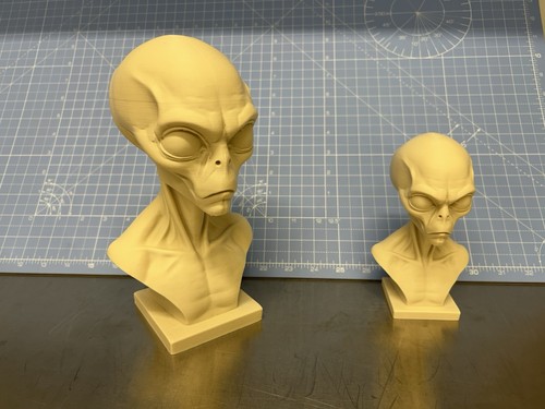 Grey alien statue eye catching - alien,