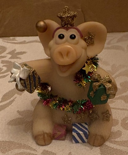 Piggin dressed for - dressed, up