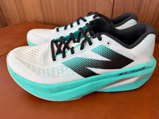 New Balance FuelCell SuperComp V3 UK11 Mens Running Trainer 