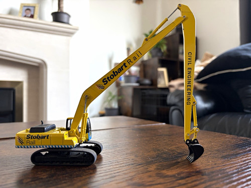 Komatsu long reach - , excavator