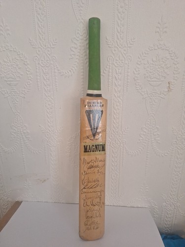 Duncan fearnley magnum signed - fearnley,