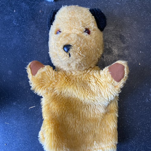 Vintage 2000s sooty hand - -,