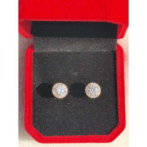 Vvs1 halo moissanite stud - vvs1,