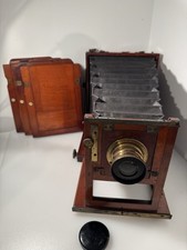 ANTIQUE WOODEN FIELD CAMERA