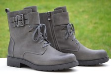 Clarks BNIB Ladies Chelsea