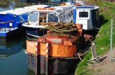 PHOTO  RIVER THAMES TUG