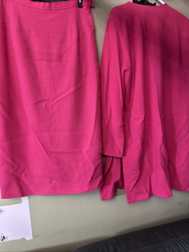 Jean muir size - muir, (18