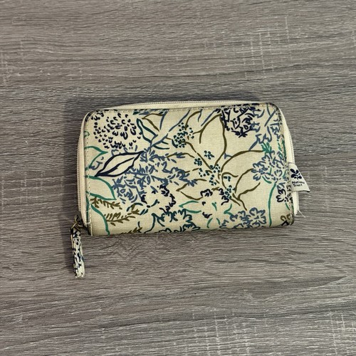National trust cream coloured - trust,
