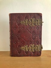 Antique Victorian CDV’s Photo Album Leather & Ornate Metal Clasp - 15 photos