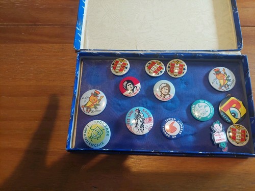 Tin badges vintage x14 - tin,