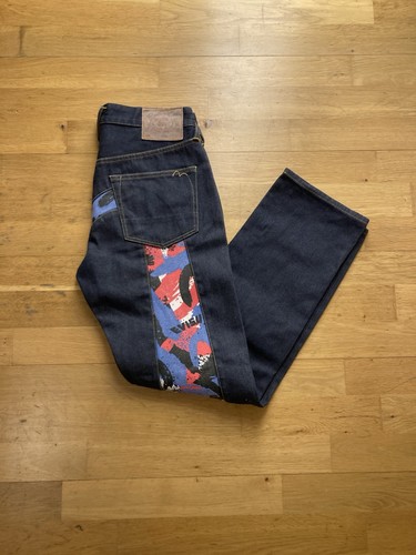 Evisu jeans size 31x34 - evisu,