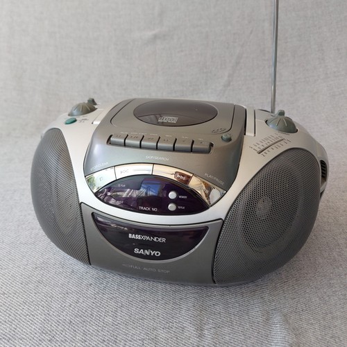 Sanyo mcd z88l bass xpander - z88l,