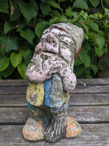 Vintage concrete garden - 60's,