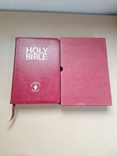 Holy bible the millennium - ,
