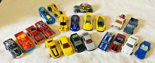 Hot wheels large - hot,