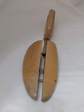 Russell & Bromley Dasco Wooden Shoe Trees Size L