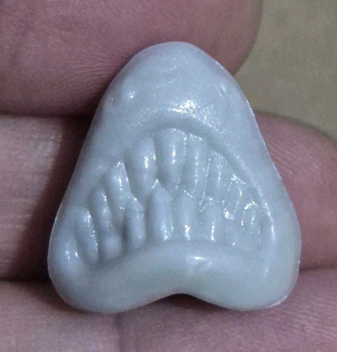 White pearl metal - metal, crazy