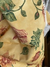 3.65 Metre Of Floral Crowson