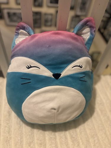 Squishmallows vickie plush - vickie,