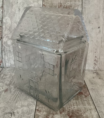 Clear glass gingerbread house - clear,