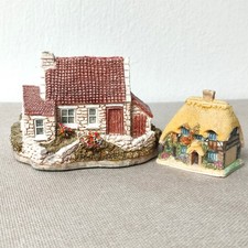 Two Lilliput Lane Cottages, Inglewood and Honeysuckle.