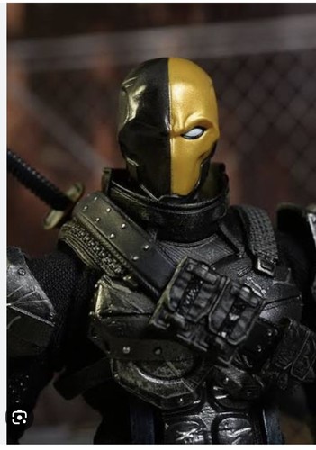 Mezco toys one collective - mezco,