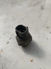 Suzuki GSXR SRAD 600 750 97-00 OEM Rad Radiator Cooling Fan Thermostatic Switch