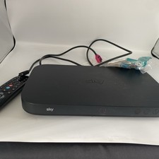 Sky ES340d8 1TB BOX And Power Supply &Remote  missing battery cover-work ok