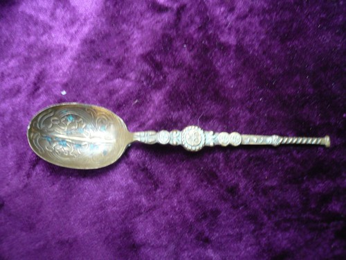 Coronation anointing replica - coronation,