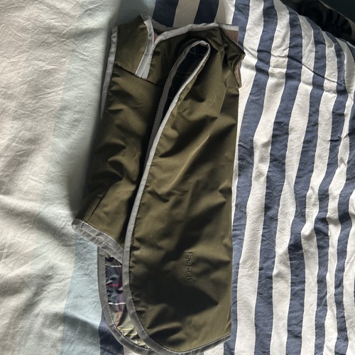 Barbour dog coat size medium - dog,