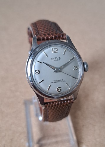 Vintage altus jewels - 17,