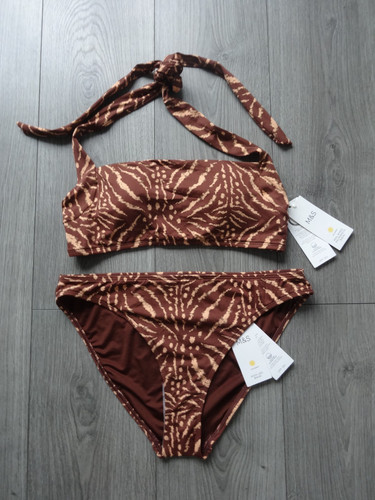 Marks spencer brown mix - &,