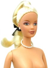 2000 Nude Timeless Silhouette