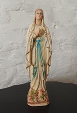 Statuette virgin mary notre - virgin,