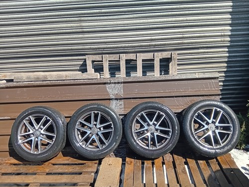 Toyota auris mk2 2015 - mk2, alloy