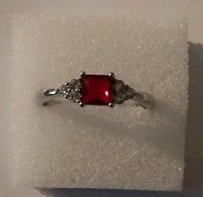 Ladies Silver Unmarked Ring