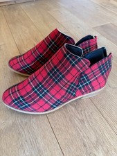 Women's Red Tartan Plaid